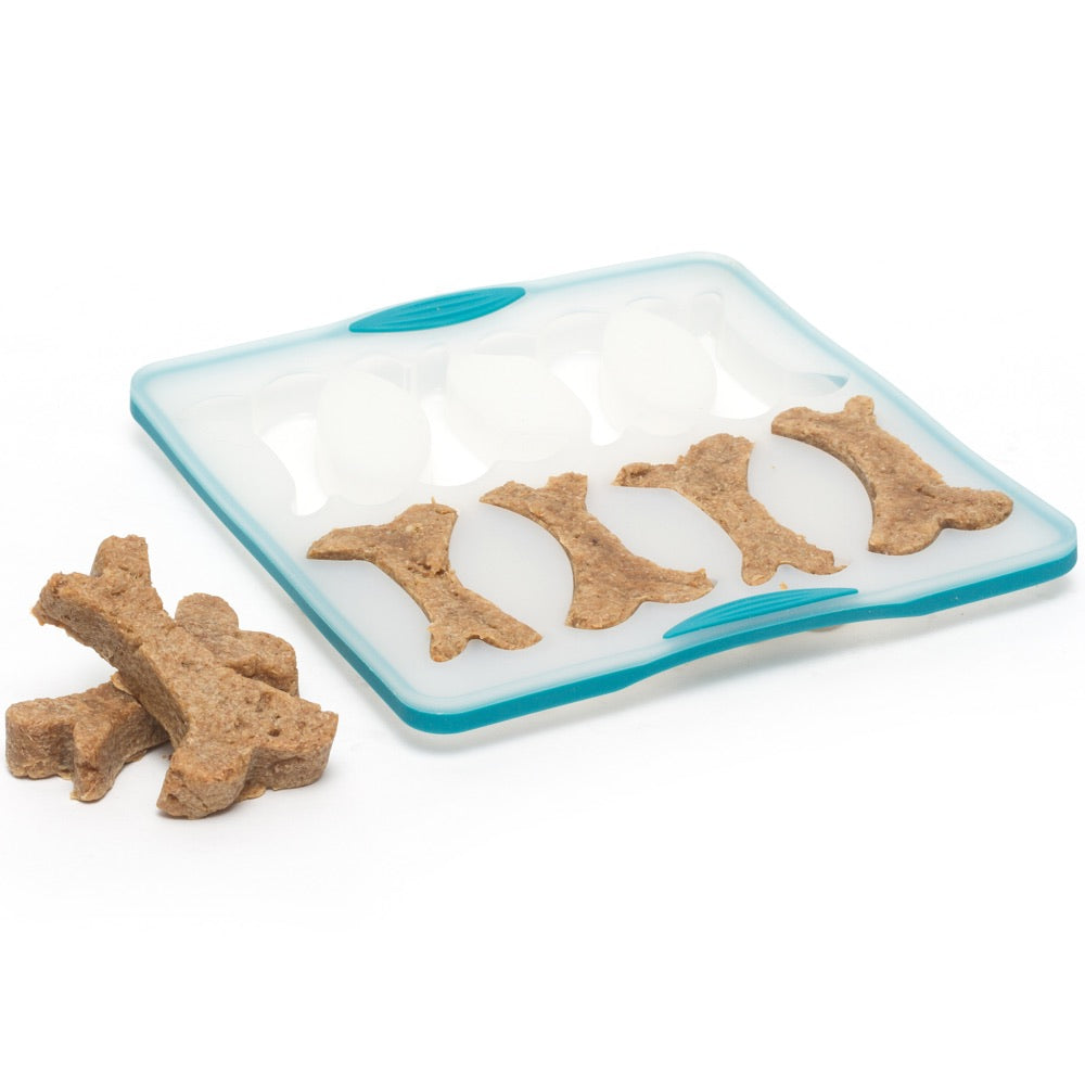 "Messy Mutts Silicone Bake & Freeze Dog Treat Maker (8 Large Bones, Grey)"